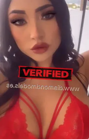Adriana sexy Prostitute Artes